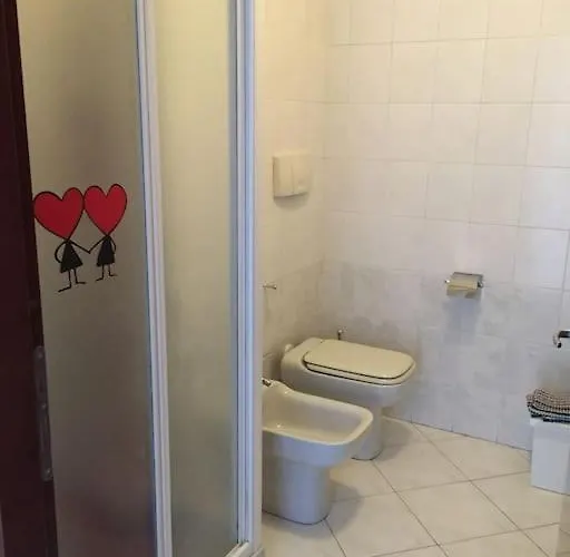 Flat Overlooking The Park ميلان