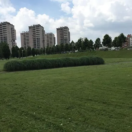 Flat Overlooking The Park Lägenhet *