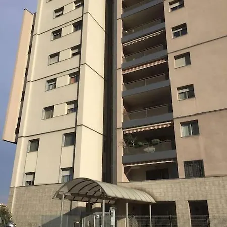 Lägenhet Flat Overlooking The Park Milano