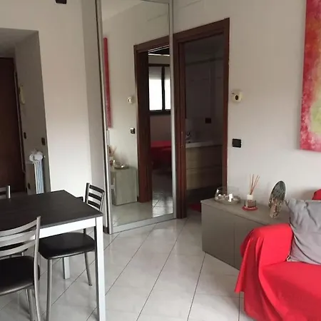 Flat Overlooking The Park Milano